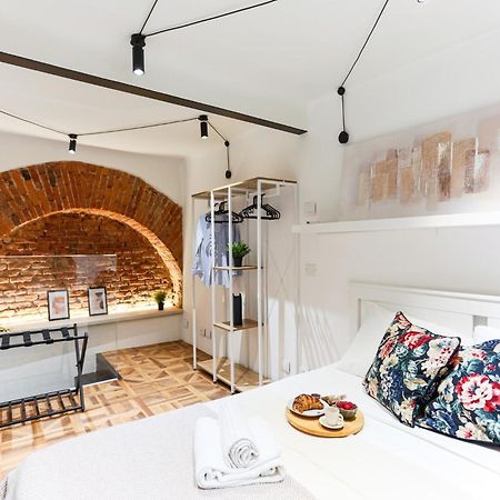 Tetodonpa - Suite Near Duomo Milánó Kültér fotó
